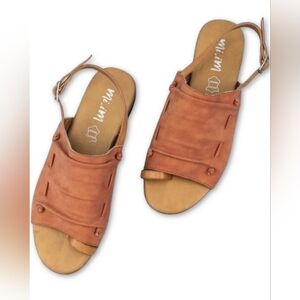 Mi'iM Nikki Sandals